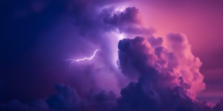 Source: https://www.pexels.com/id-id/foto/awan-putih-di-langit-biru-4124167/